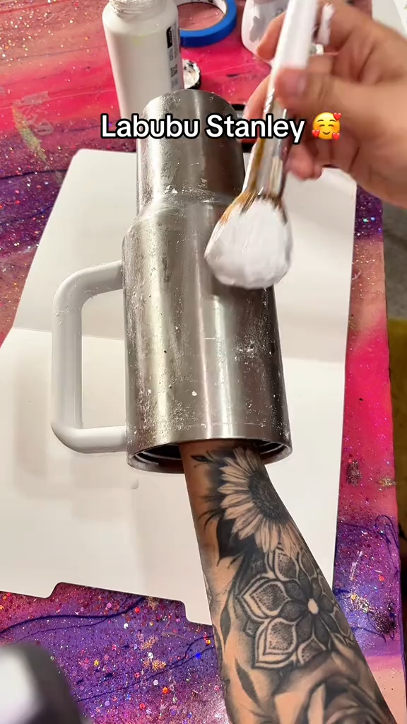 Thermos Mug – Iconic Design and Practical Function in One